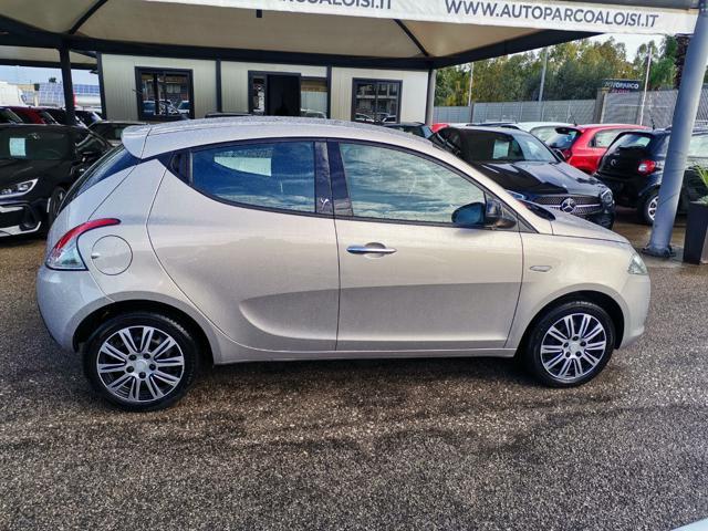 LANCIA Ypsilon 1.2 69 CV 5 porte Gold