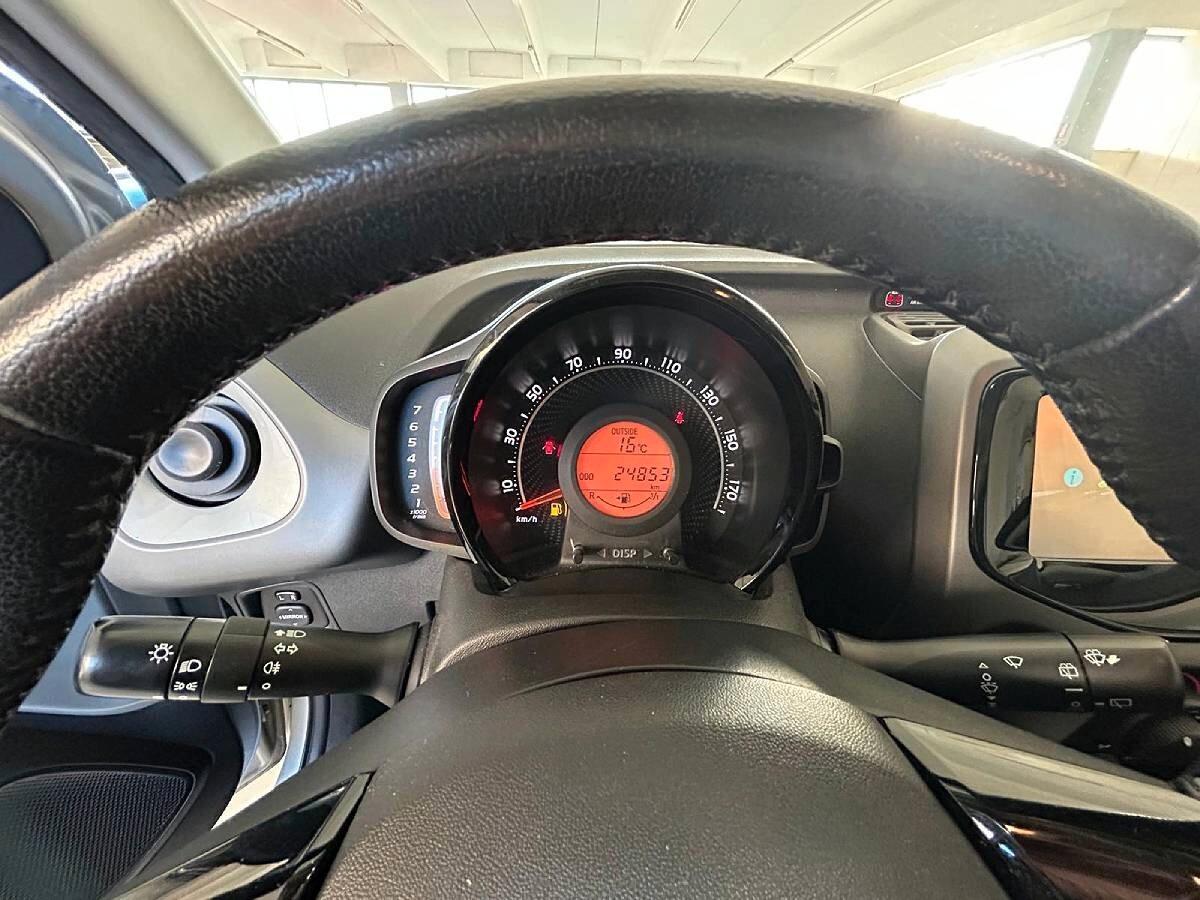 Toyota Aygo 1.0 VVT-i 72 CV 5 porte x-cool