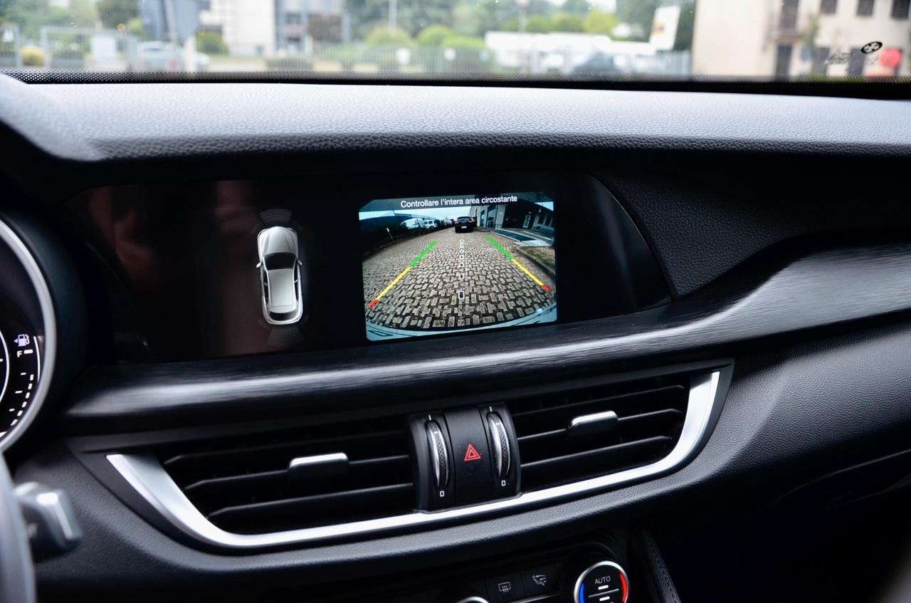 ALFA ROMEO STELVIO 2.2 TD EXECUTIVE Q4 210cv AUTO, EURO 6D, FARI LED, NAVI, RETROCAMERA, PERMUTE
