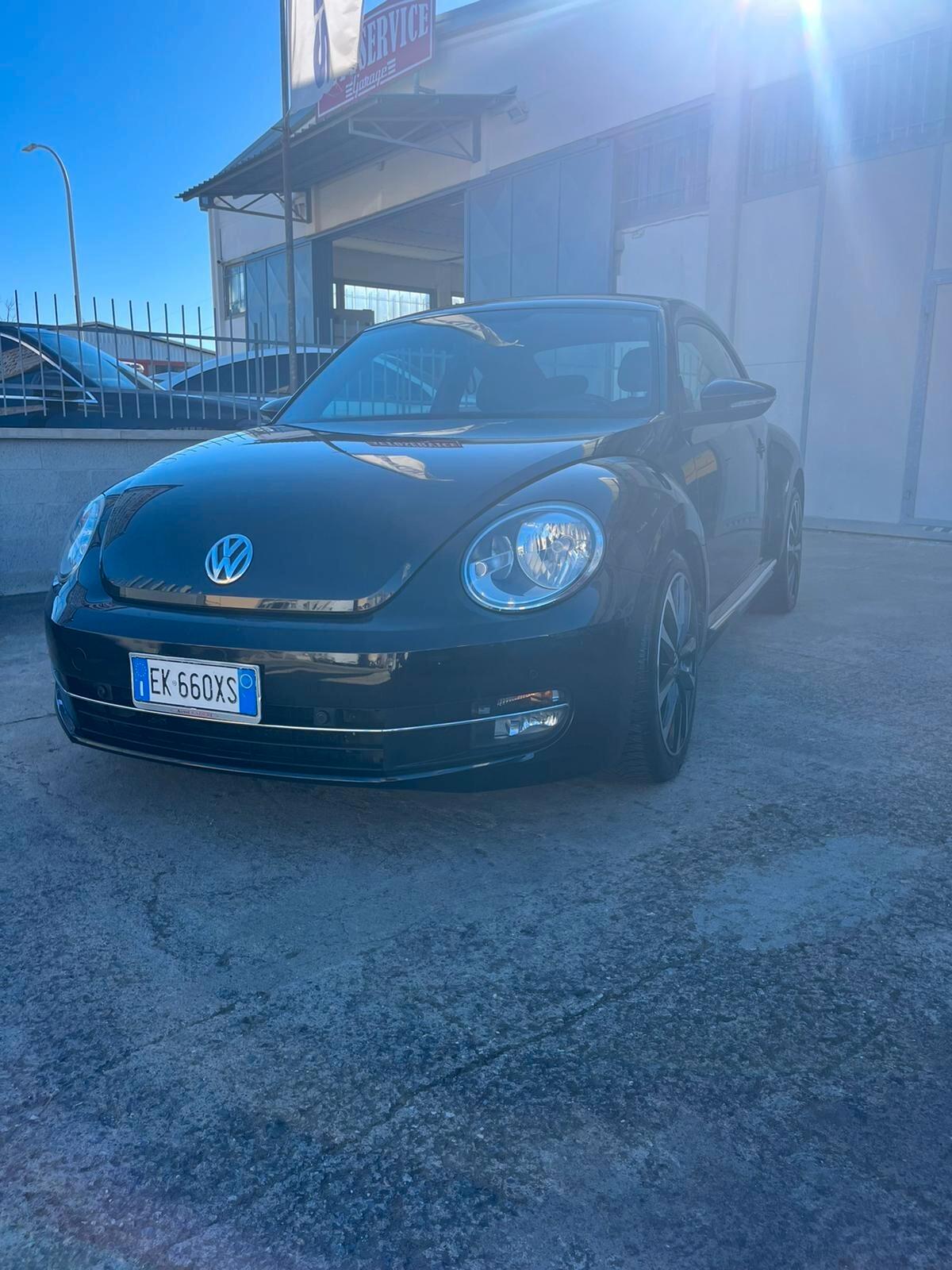 Volkswagen Maggiolino 1.6 TDI Design