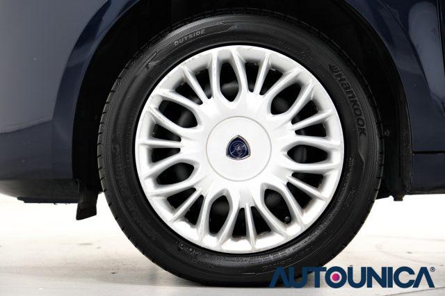 LANCIA Ypsilon 1.2 69 CV 5 PORTE ELEFANTINO BLU NEOPATENTATI