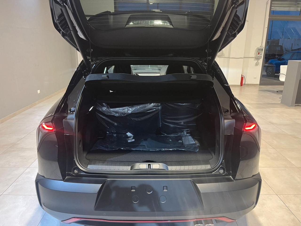 Alfa Romeo Junior 1.2 ibrida Speciale 136cv edct6