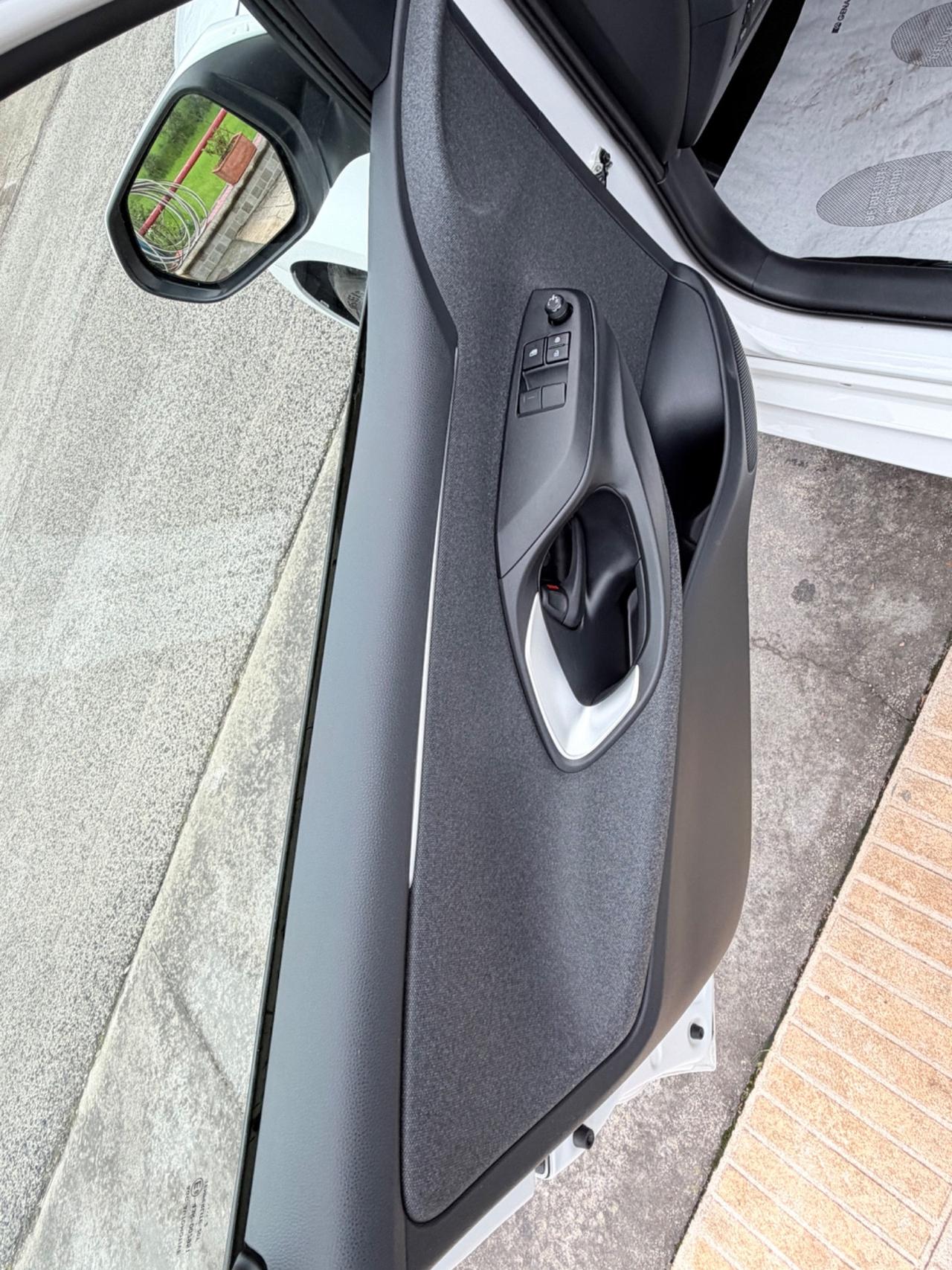 Toyota Yaris 1.5 Hybrid 5 porte Business