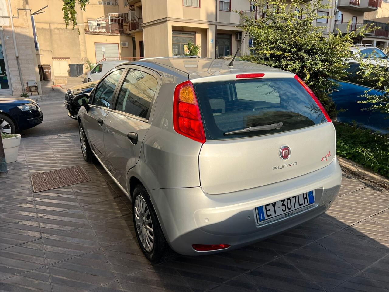 Fiat Punto 1.3 MJT II 75 CV 5 porte Street