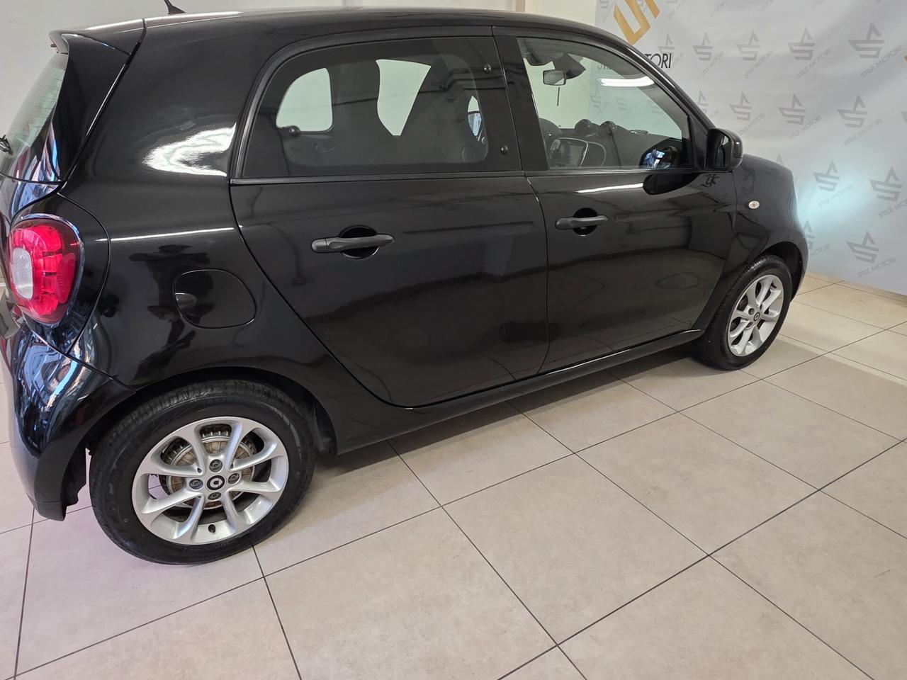 Smart ForFour 70 1.0 Prime Led StileMotori
