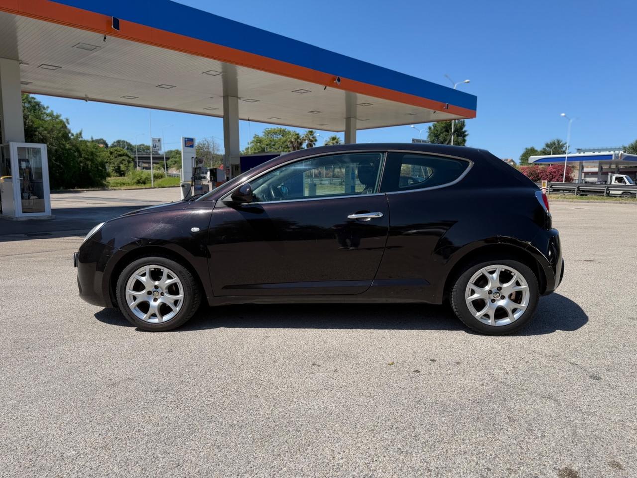 Alfa Romeo MiTo 1.4 105 CV M.air S&S Distinctive Sport Pack