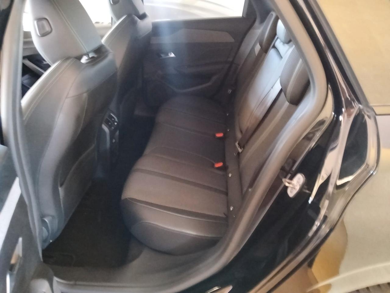 Peugeot 308 BlueHDi 130 S&S EAT8 SW Allure Pack
