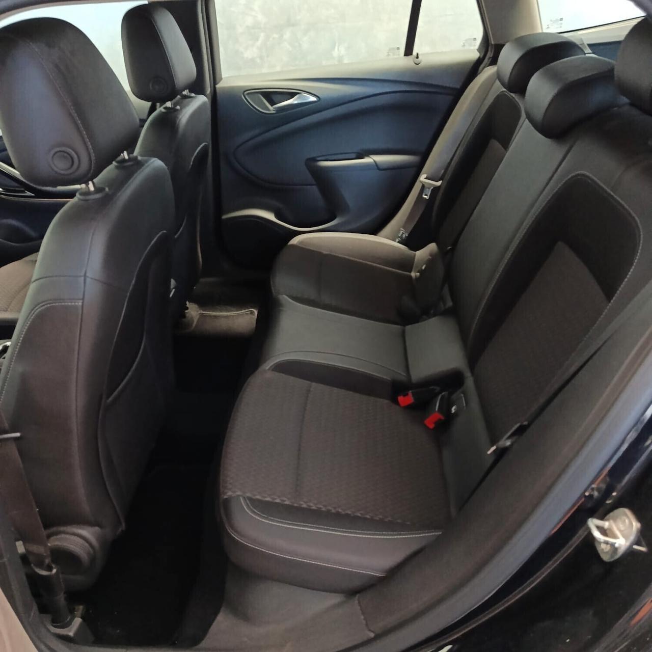 Opel Astra SPORTS TOURER 1.6 CDTI AUTOMATICA