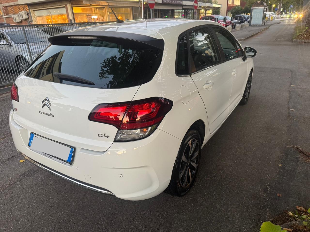 Citroen C4 1.6 HDI neopatentati garanzia 12 mesi