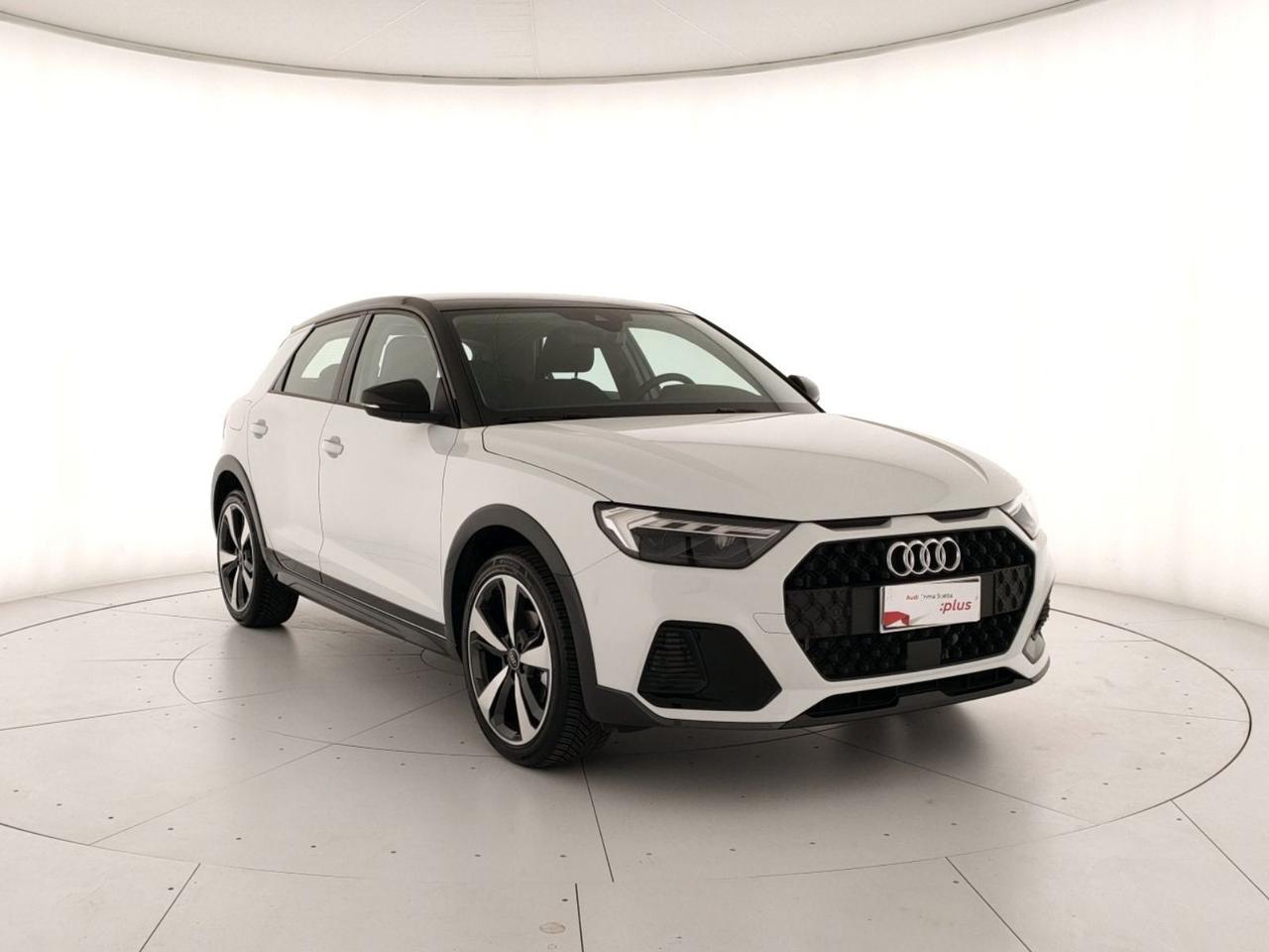 Audi A1 allstreet 30 1.0 tfsi identity contrast 116cv s tronic