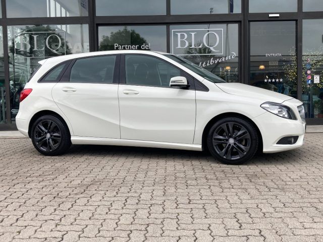 MERCEDES-BENZ B 180 CDI Executive