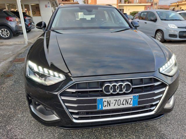 AUDI A4 Avant 30 hybrid TDI/136 CV S tronic Bus. Adv.
