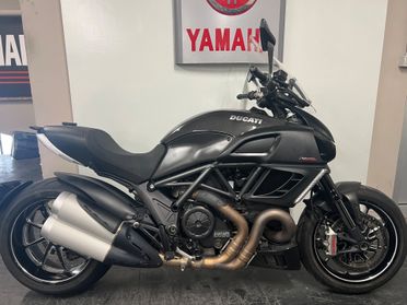 Ducati Diavel 1200 CARBON