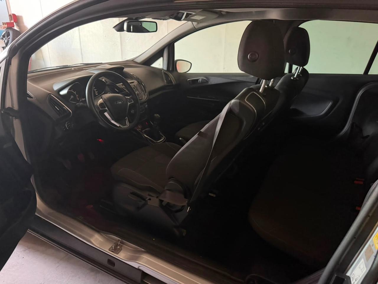 Ford B-Max 1.4 90 CV GPL Business Titanium
