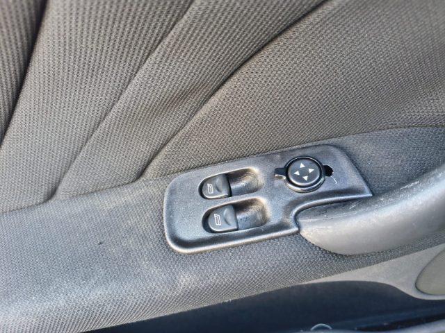 ALFA ROMEO 147 1.9 JTD 120CV 3 porte Exclusive