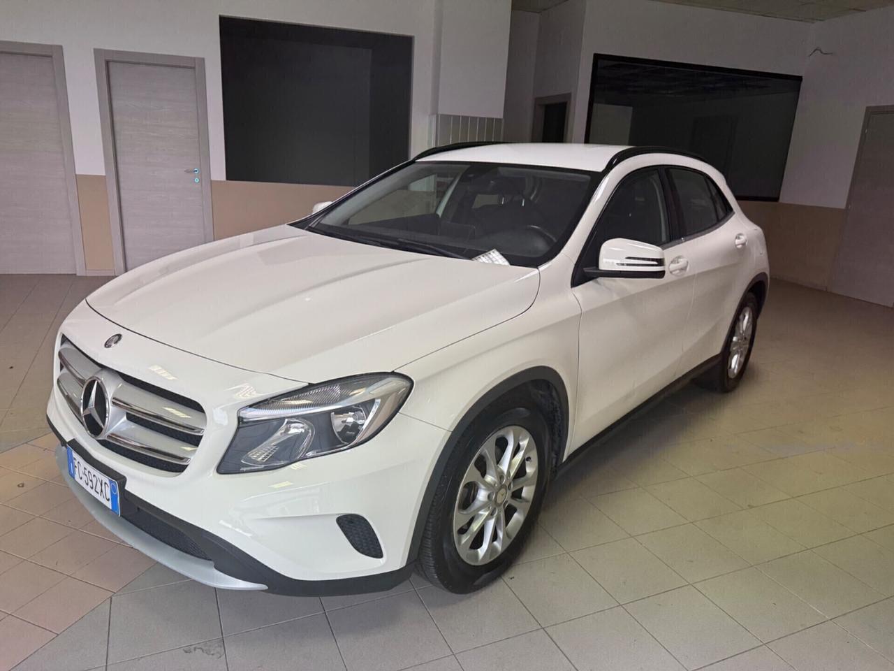 Mercedes-benz GLA 180 CDI Automatic Premium
