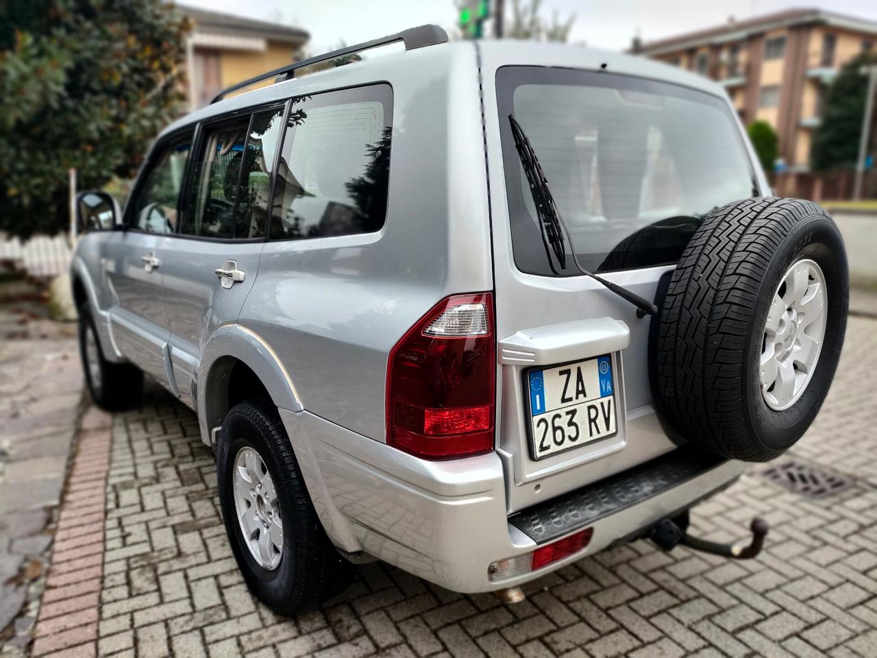 Mitsubishi Pajero 3.2 16V DI-D 7P+GANCIO