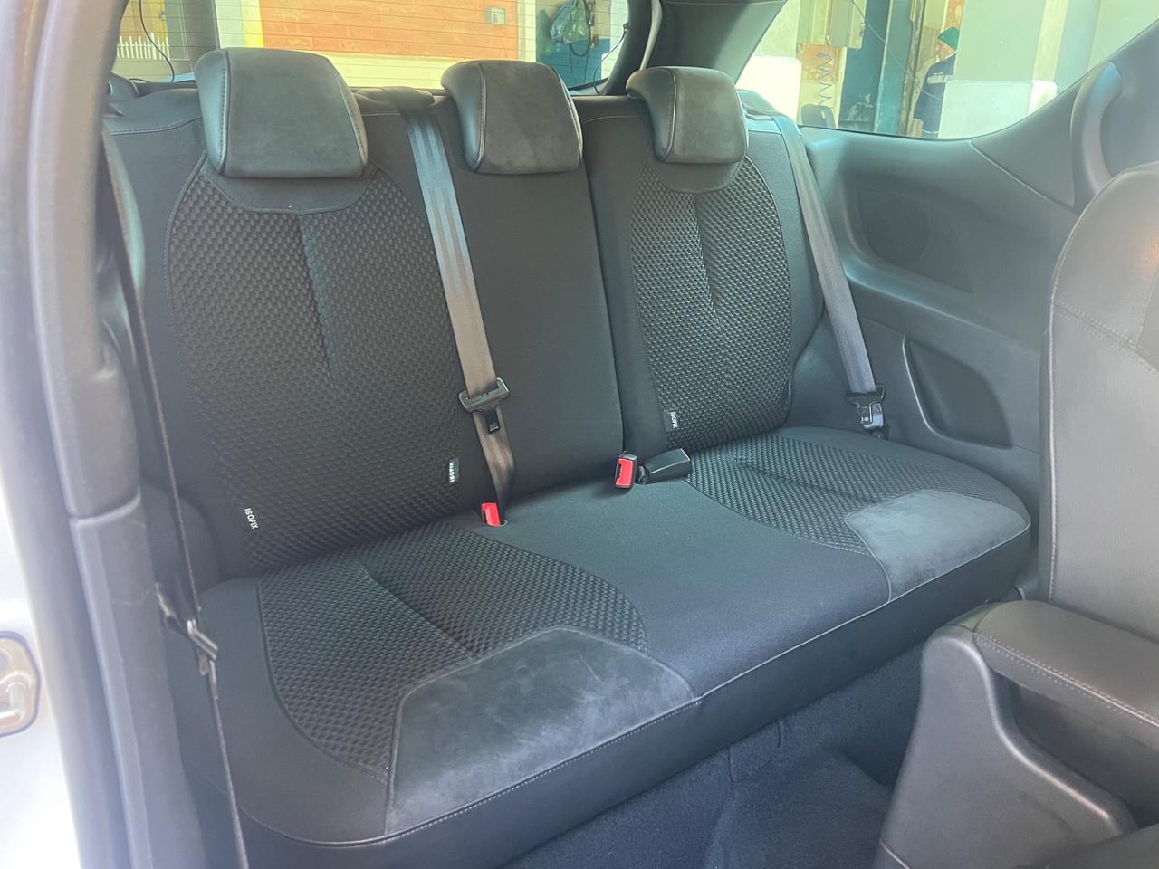 Ds DS3 3 1.6 e-HDi 90 airdream Just Black