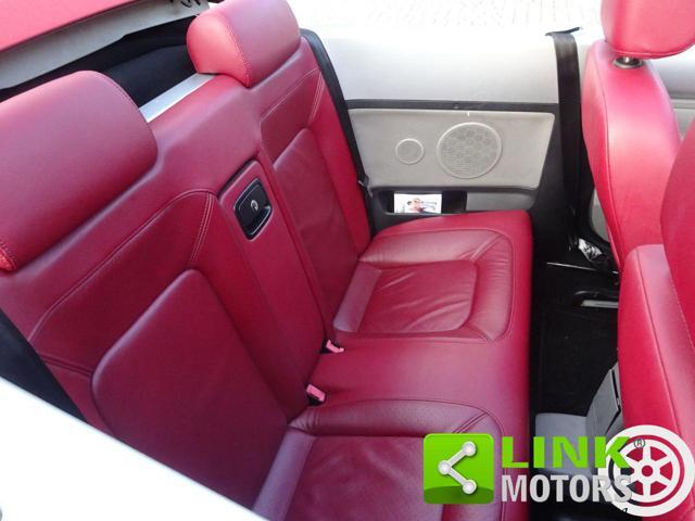 VOLKSWAGEN New Beetle 1.6 Cabrio RED EDITION