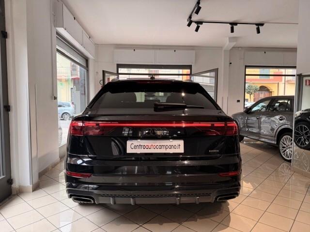 Audi Q8 BLACK LINE 50 TDI quattro 286cv
