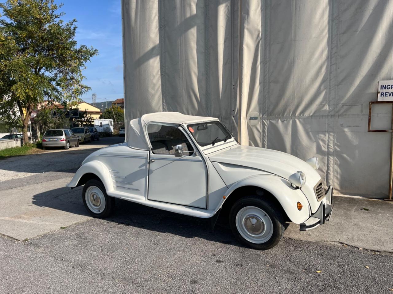 Citroen 2CV HOFFMANN cabrio solo 19000km