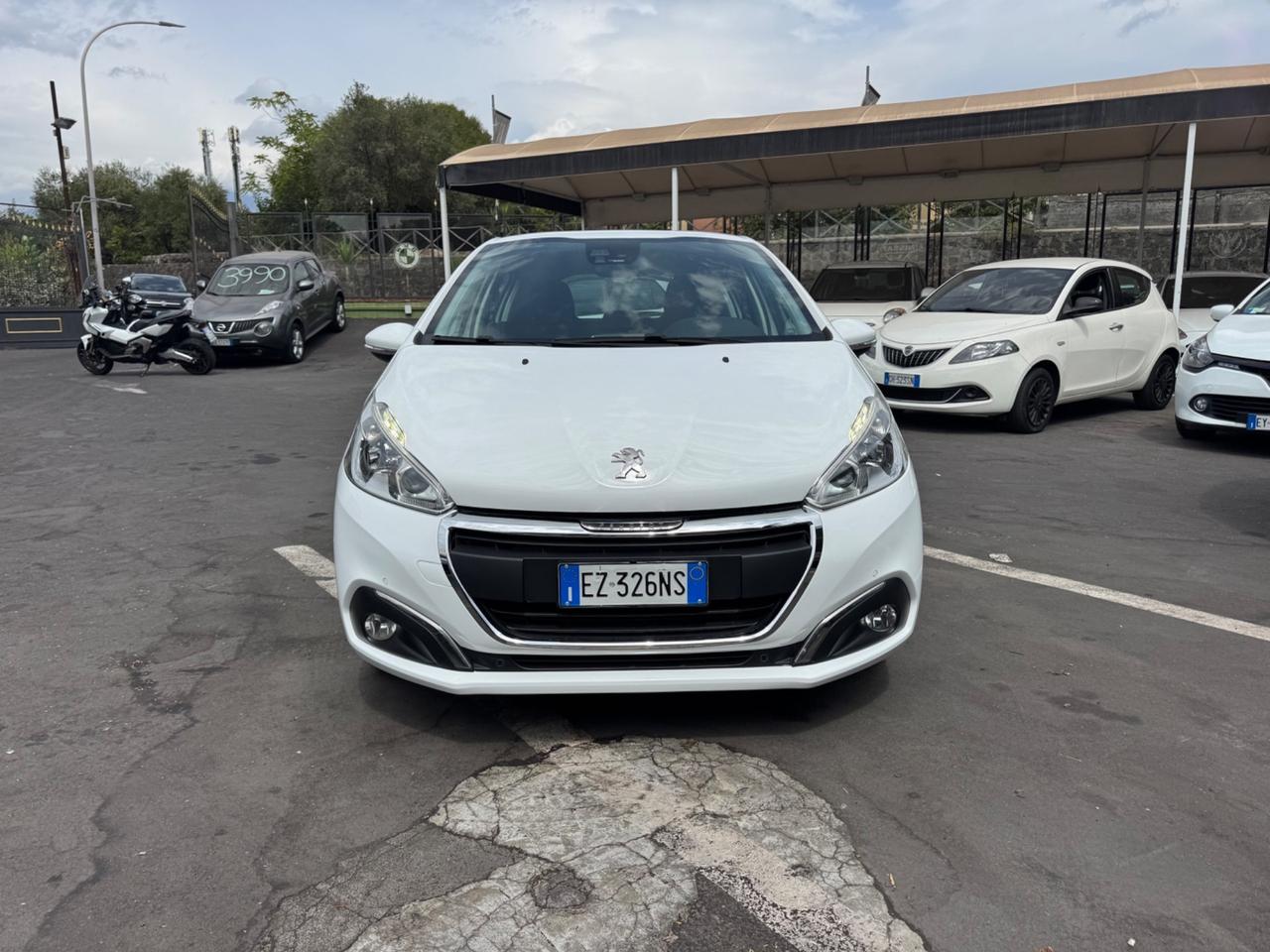 Peugeot 208 PureTech Turbo 110 EAT6 S&S 5 porte Allure