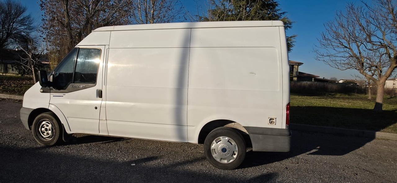Ford Transit 2.2 diesel tetto alto