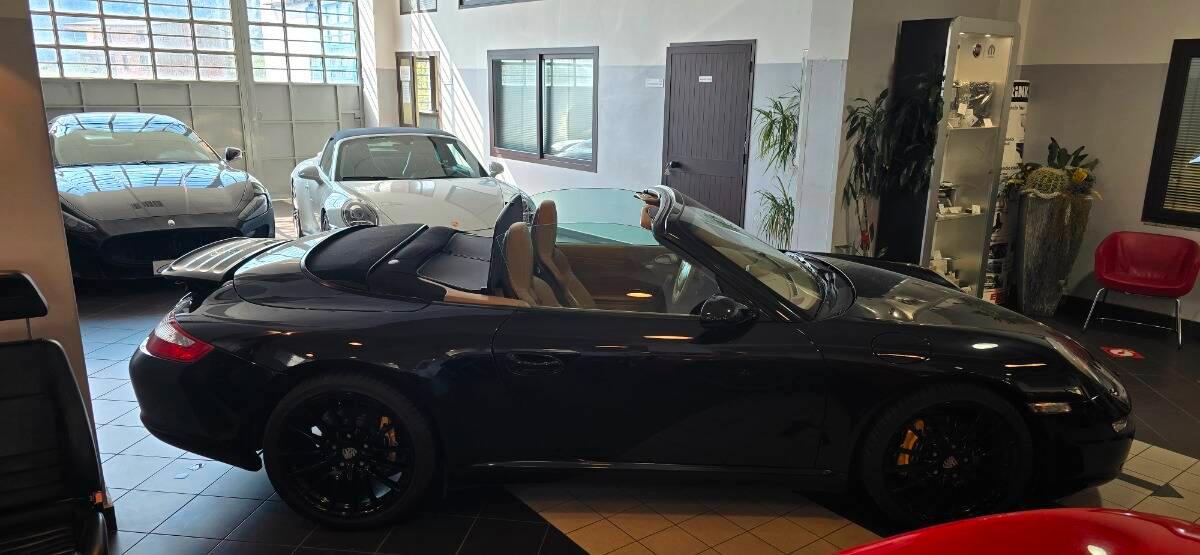 Porsche 997 997 carrera cabrio *Motore Nuovo*
