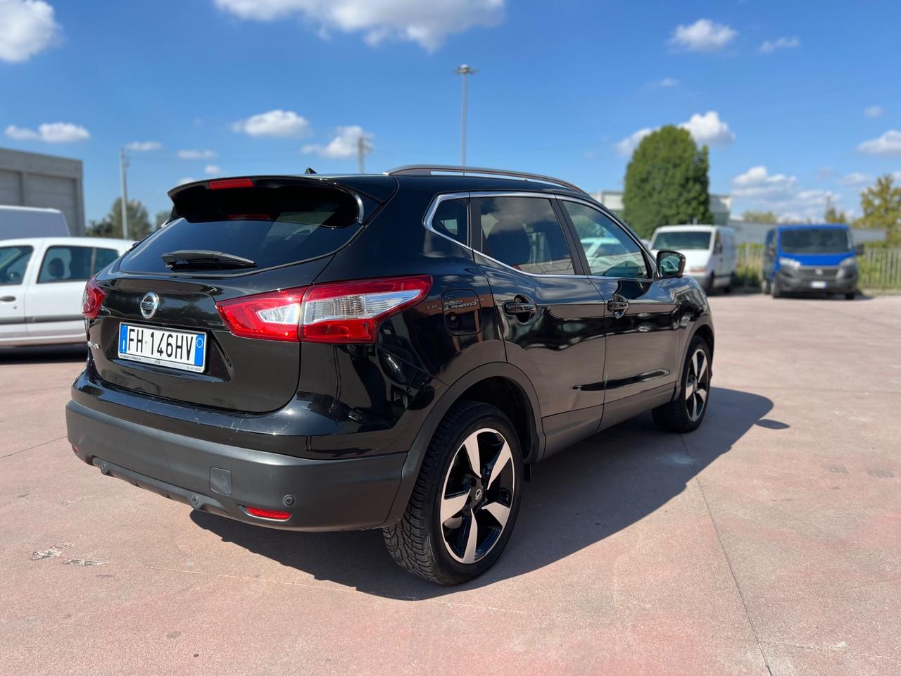 Nissan Qashqai 1.6 dCi X-Tronic 2WD Black Edition