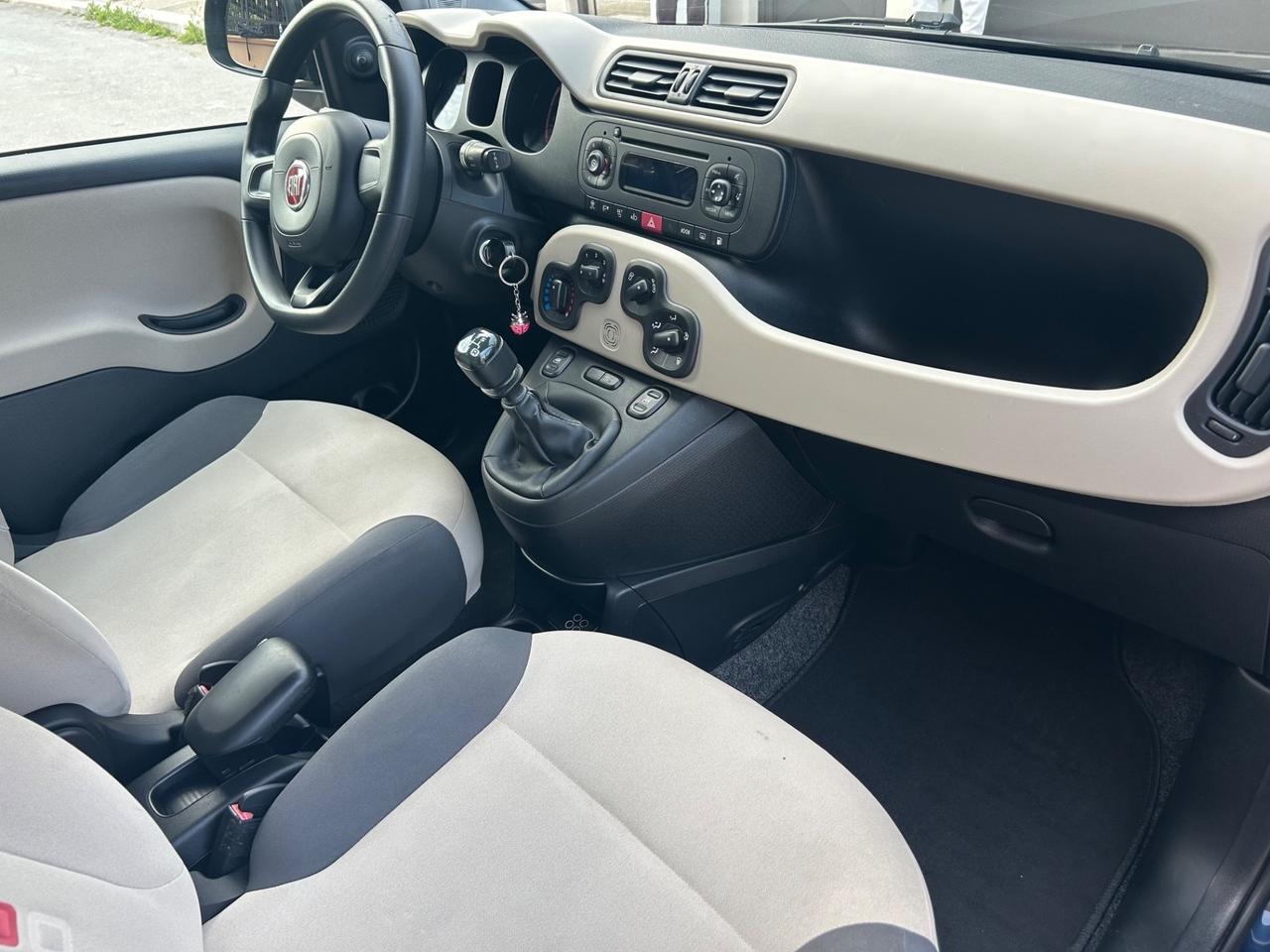 Fiat Panda 0.9 TwinAir Turbo Natural Power Lounge