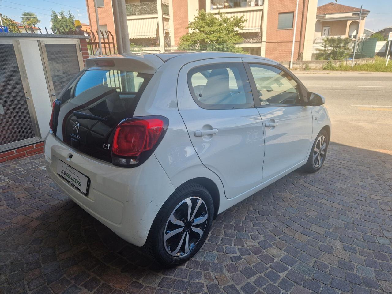 Citroen C1 1.0VTi 68 5 porte Shine