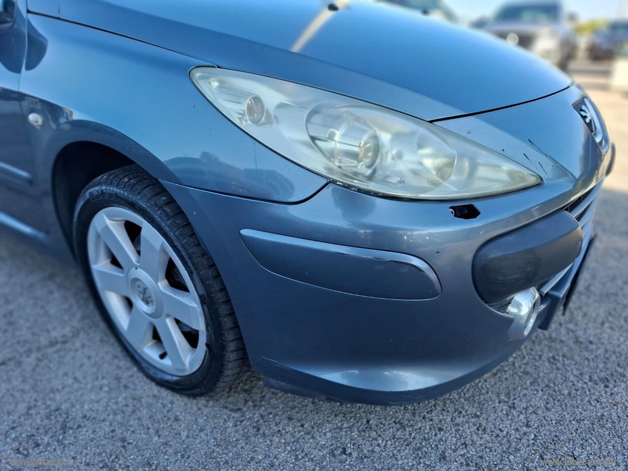 PEUGEOT 307 2.0 16V HDi FAP 5p. Féline