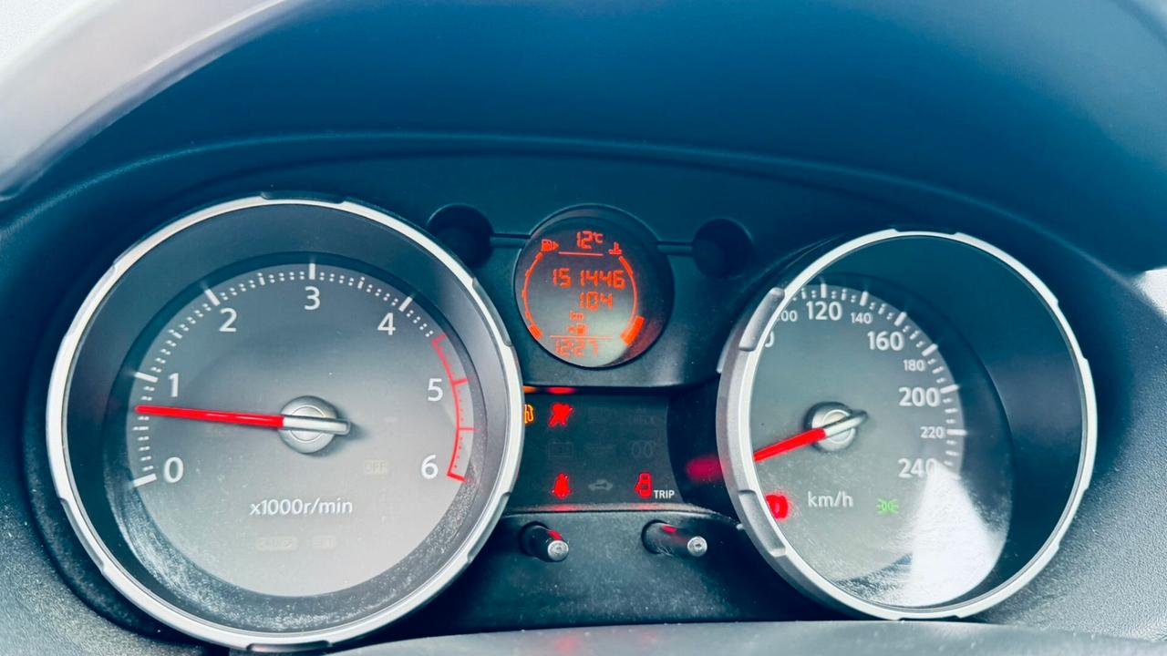 Nissan Qashqai Qashqai+2 2.0 dCi DPF Tekna