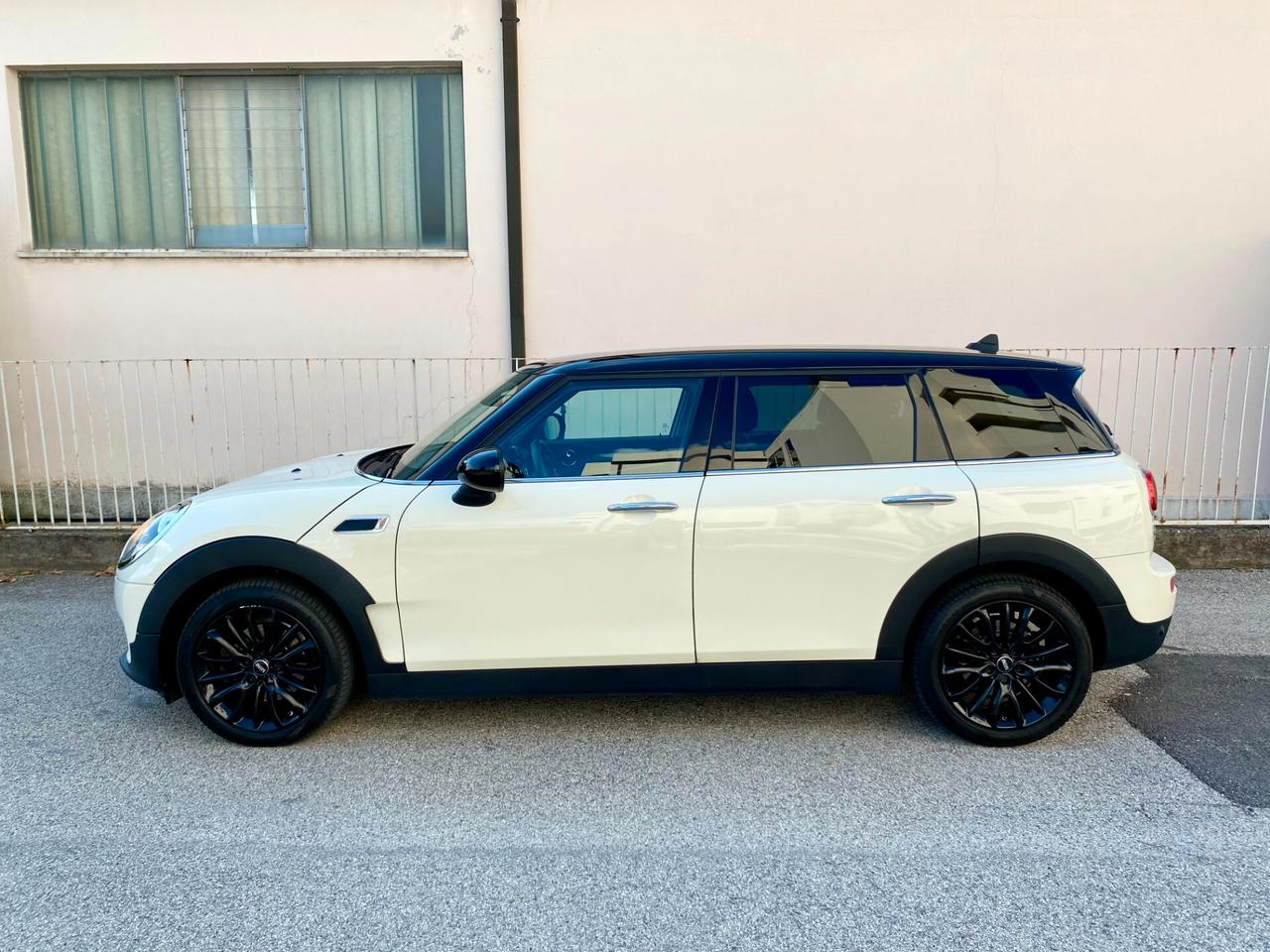 MINI Cooper D Clubman 2.0 auto 150cv