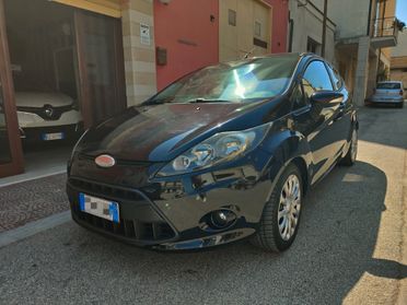 Ford Fiesta 1.4 3 porte BZ.- GPL -