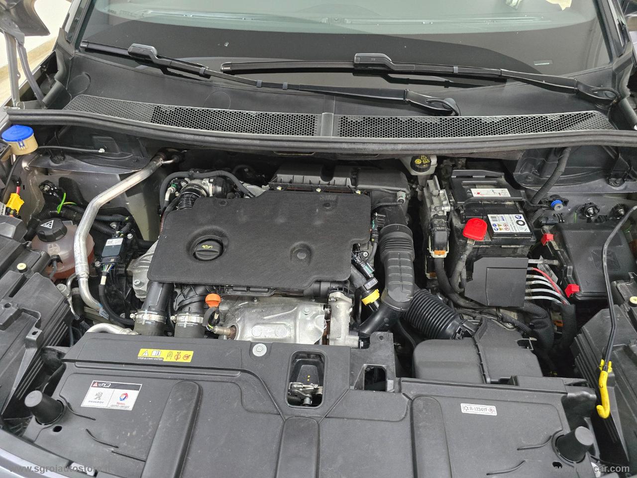 PEUGEOT 3008 BlueHDi 130 S&S EAT8 GT