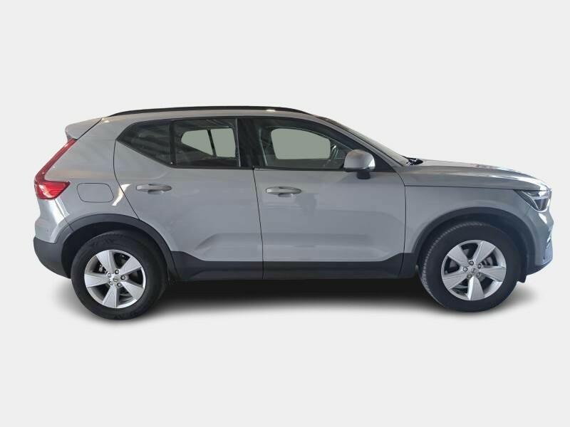 VOLVO XC40 T2 AUTOMATICO ESSENTIAL SUV