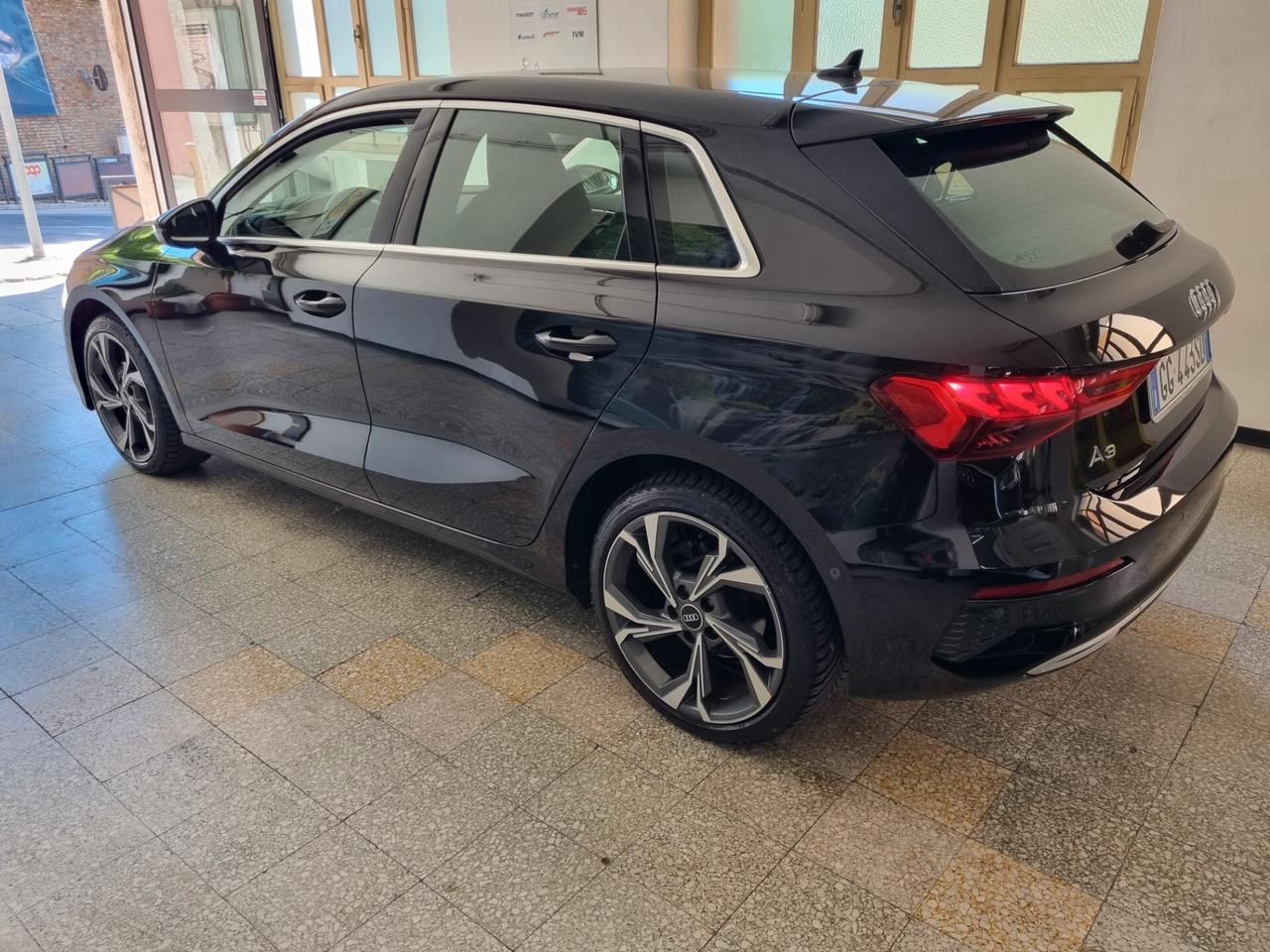 Audi A3 SPB 30 g-tron S tronic Business Advanced