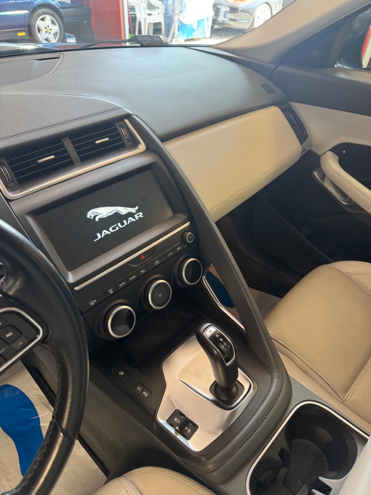 Jaguar E-Pace 2.0D 150 CV PERMUTE
