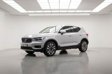 VOLVO XC40 T5 RECHARGE PLUG-IN HYBRID