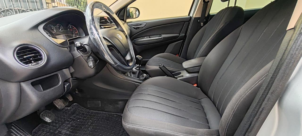 Lancia Delta 1.6 MJT DPF 120cv PREZZO PROMO