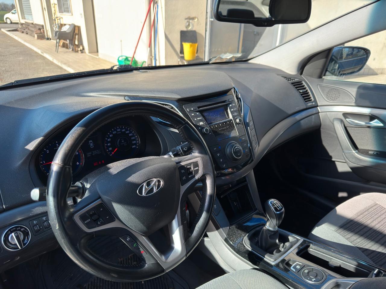 Hyundai i40 berlina/coupé - 1.7 CRDi Turbo Diesel 136CV Style