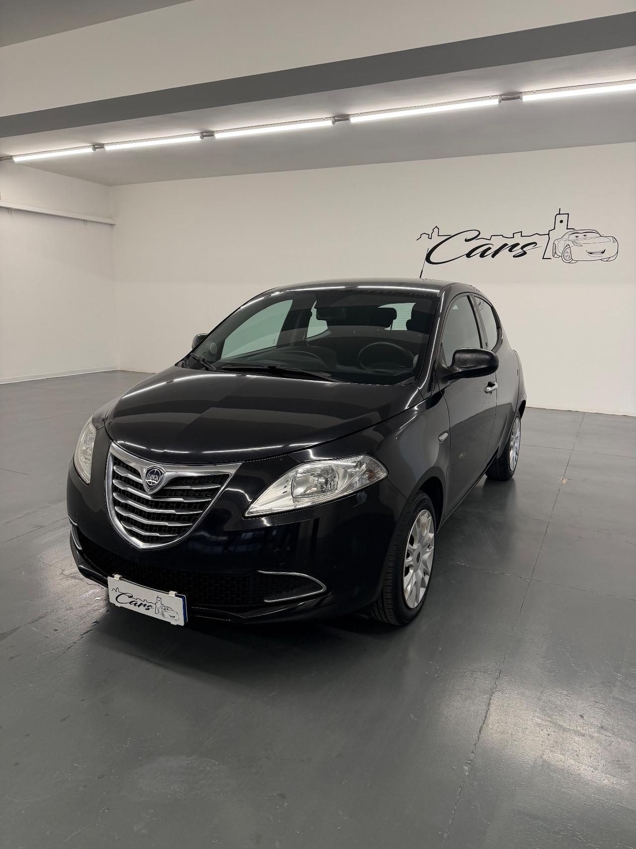 Lancia Ypsilon 1.2 69 CV 5 porte