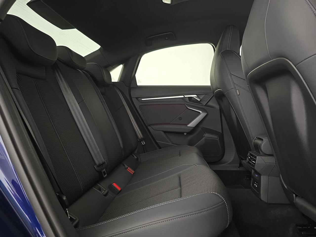 Audi A3 sedan 2.0 tdi s line edition 150cv s-tronic