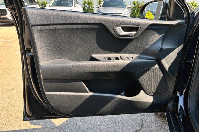 KIA Stonic 1.0 T-GDi 100 CV MHEV MT Urban ( Aziendale )
