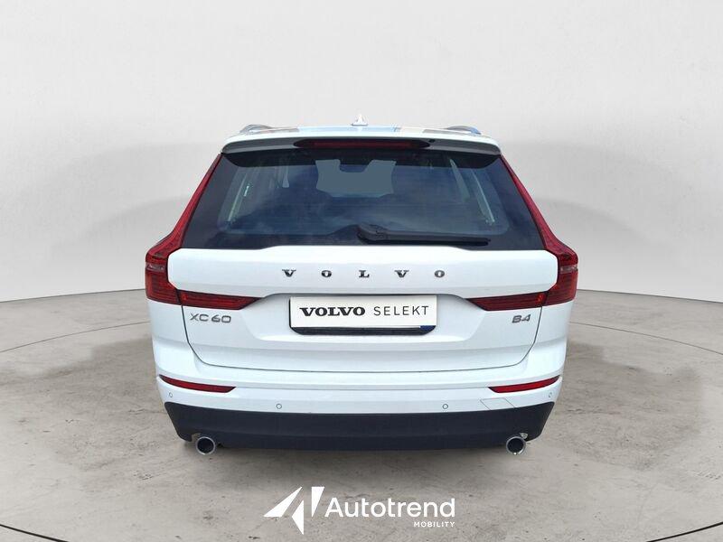 Volvo XC60 B4 197+14 CV Automatica Mild Hybrid Momentum Pro