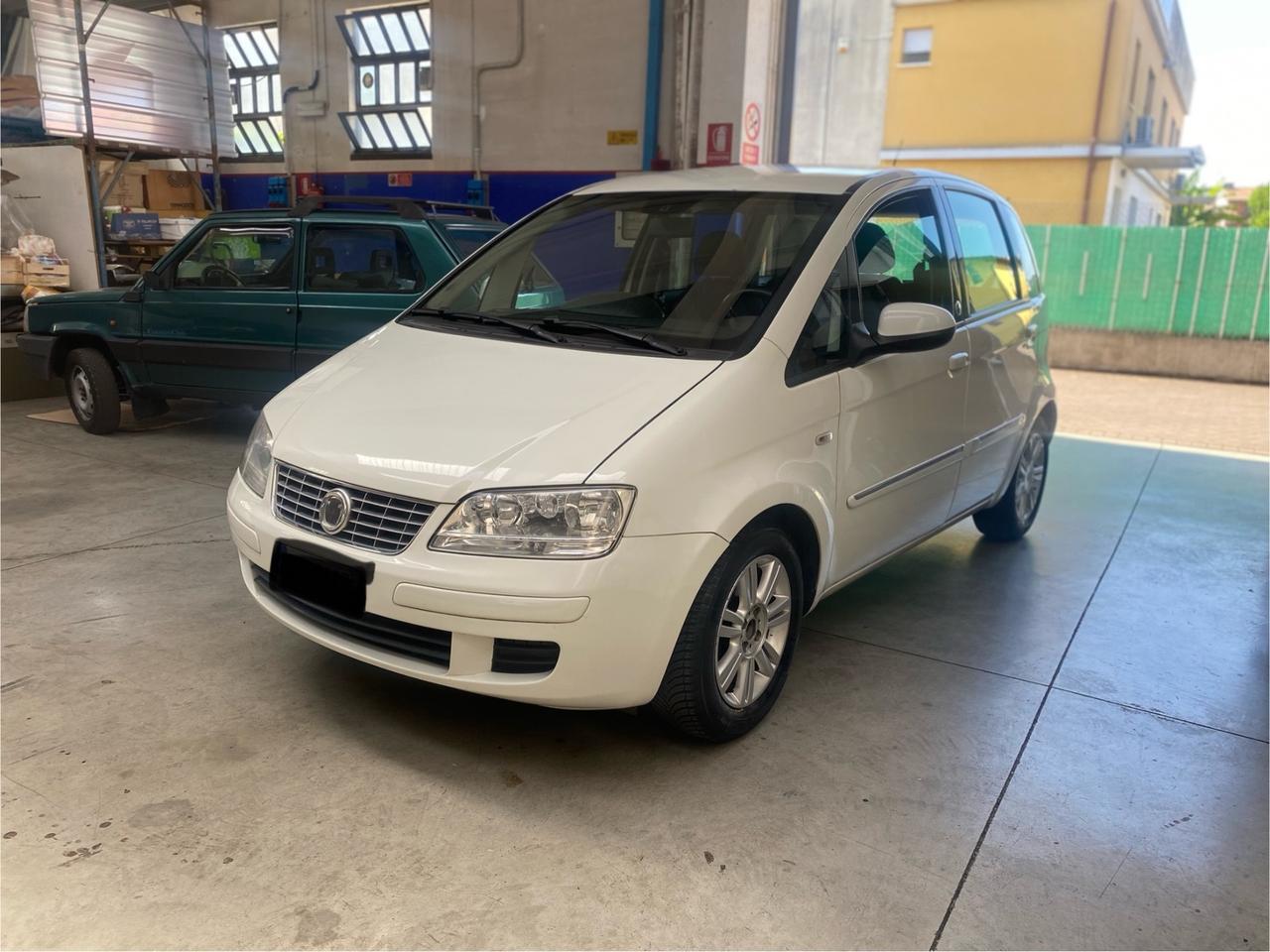 Fiat Idea 1.4 BlackLabel GPL