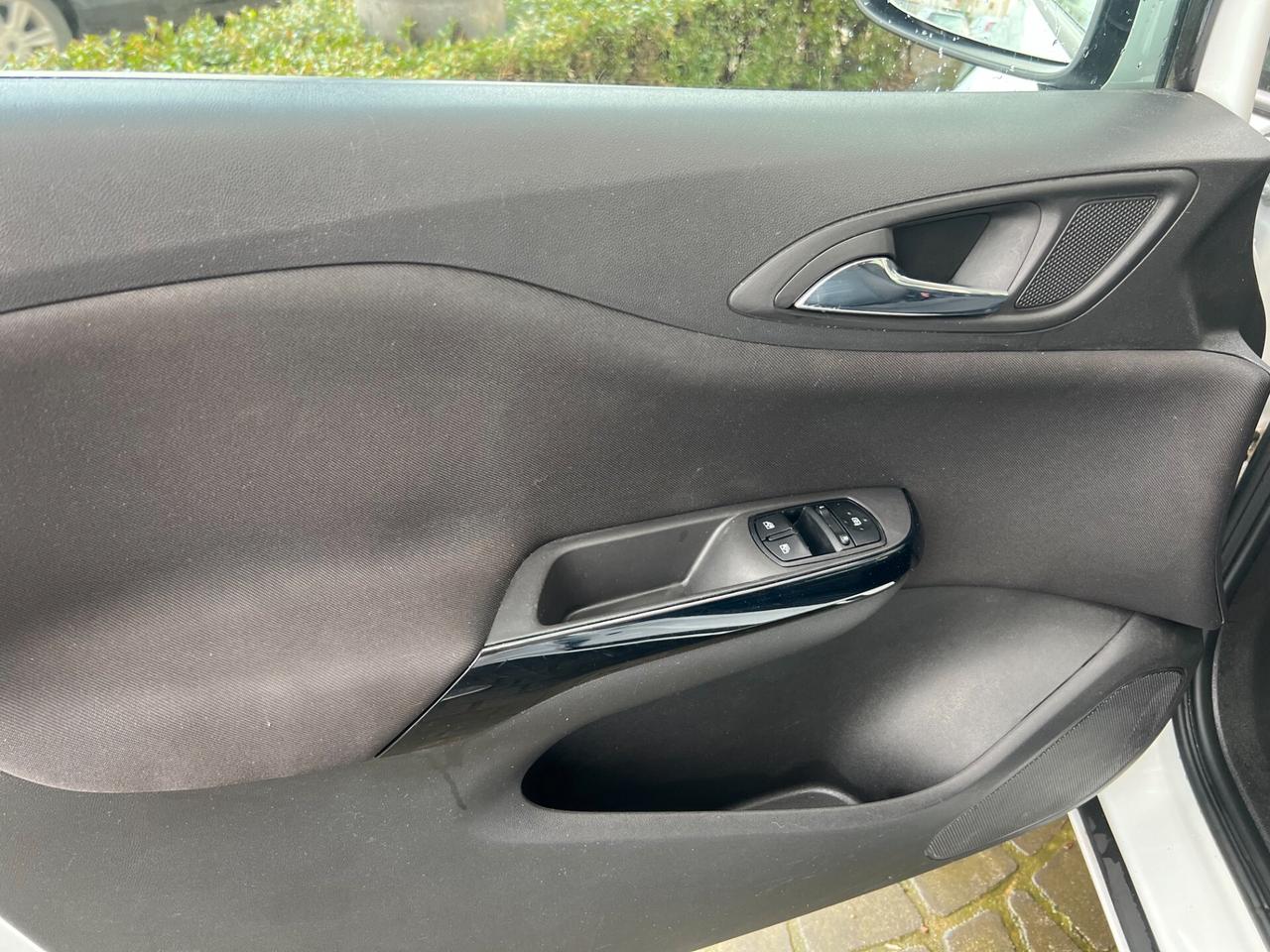 Opel Corsa 1.4 90CV GPL Tech 5 porte