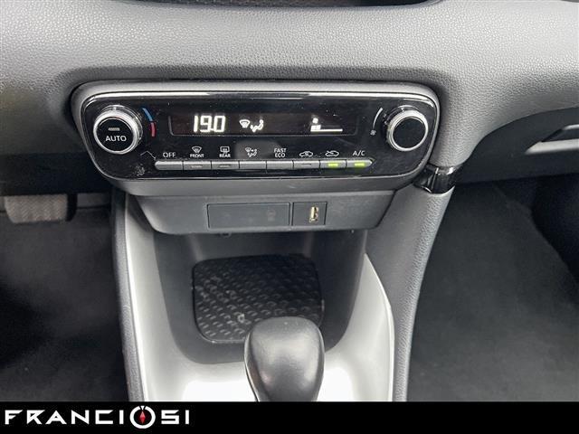 TOYOTA Yaris 1.5 Hybrid Trend e-CVT