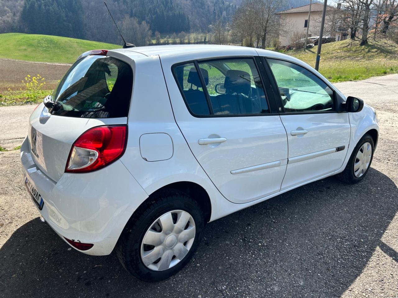 Renault Clio 1.2 16V 5 porte Live!
